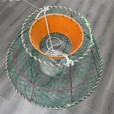 Komerciāls krabju pods ar plastmasu pārklātu tērauda rāmi